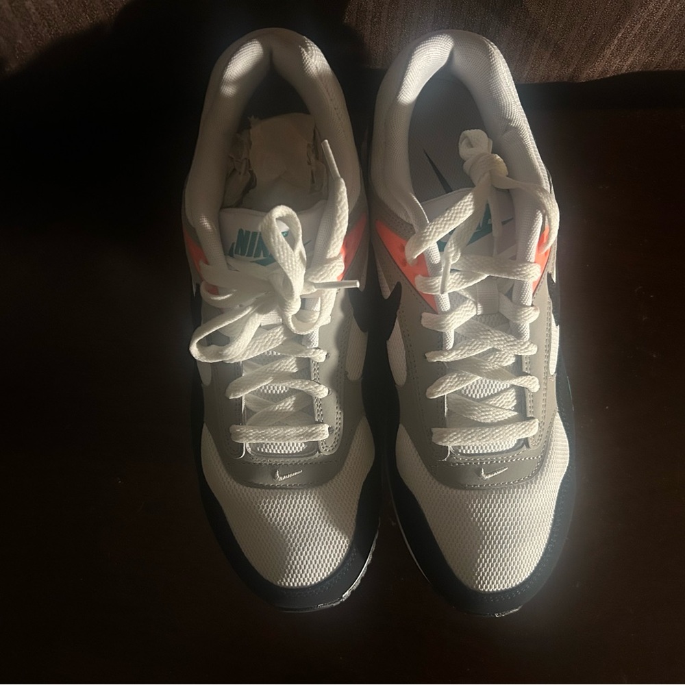 Nike Air Max Sneakers - Black, White, and Teal - Picture 5 of 6